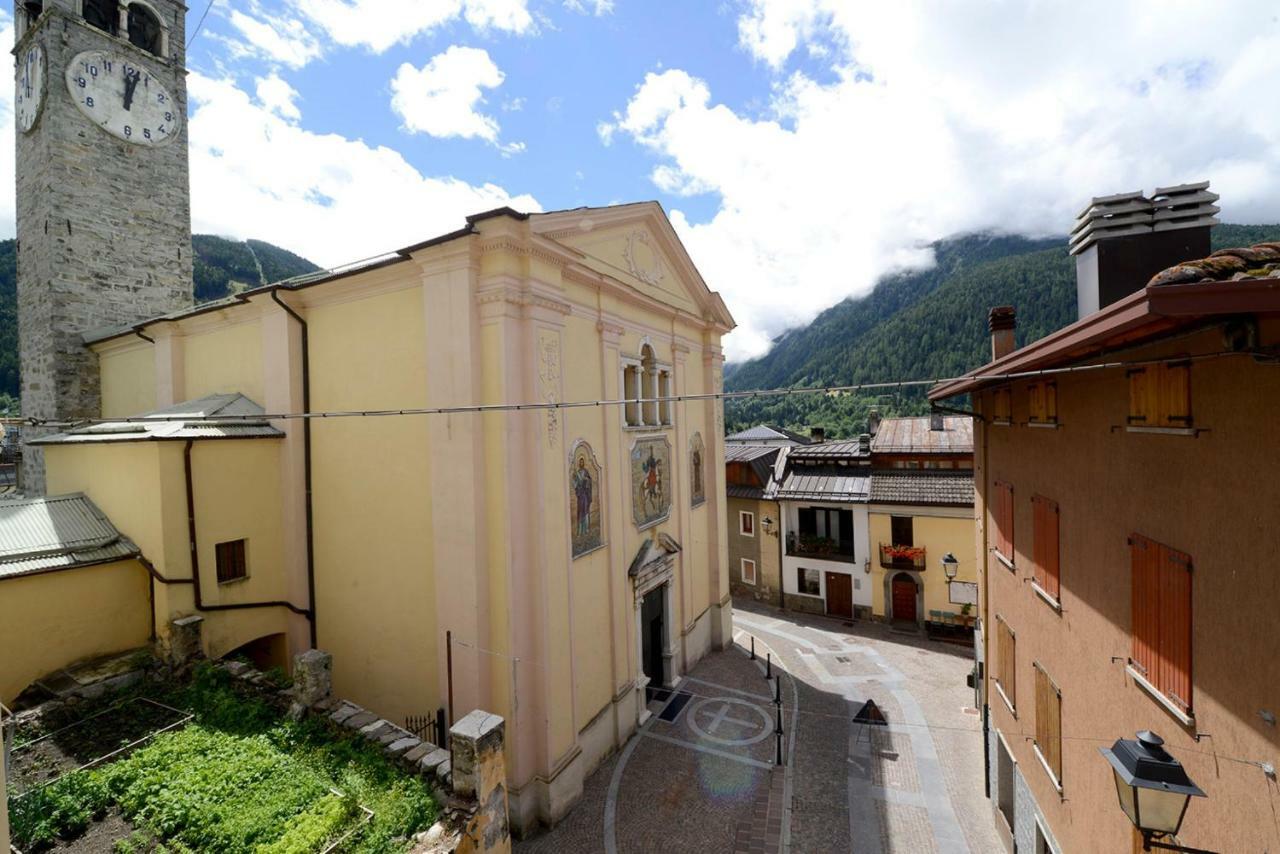 La Casa Del Cuore Temù Exteriör bild