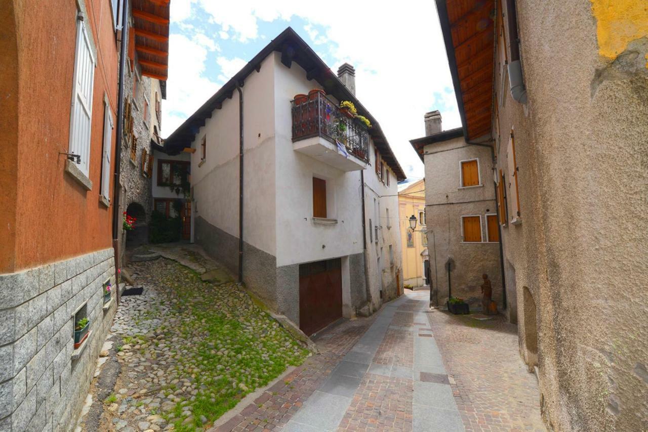 La Casa Del Cuore Temù Exteriör bild